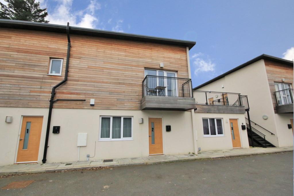 Flat 2, Formby, L37 2 bed apartment £775 pcm (£179 pw)