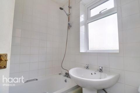 98 Sheldrake Drive, Ipswich, IP2 9NS