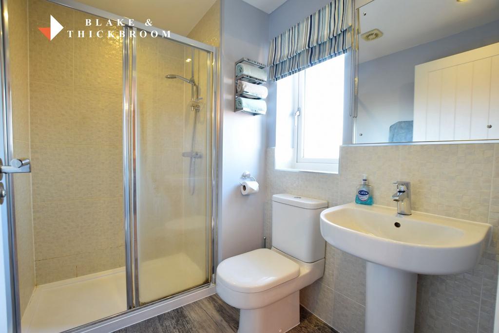 En suite shower room