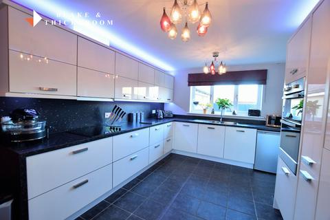 17 Cleave Close, Clacton-on-sea, CO16 8GQ