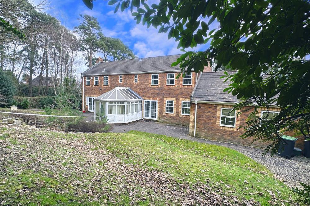 Davids Lane, Ringwood, BH24 2AW 4 bed detached house £600,000