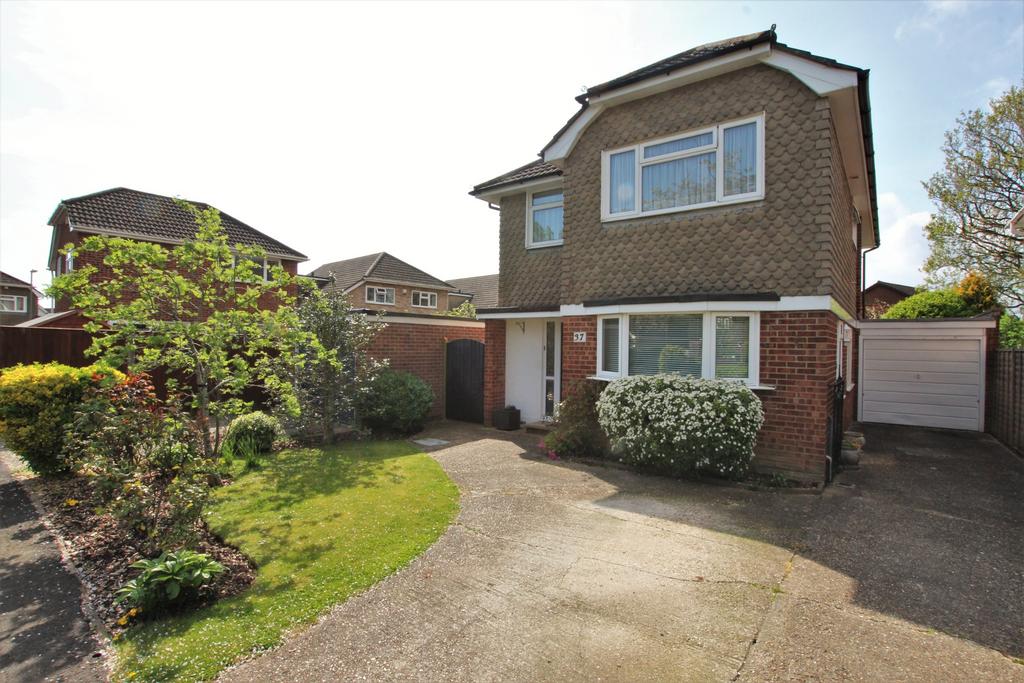 Blenheim Gardens, Havant 4 bed detached house for sale £510,000