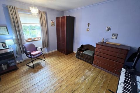 0/2, 86 Dougrie Road, Glasgow, G45 9NW