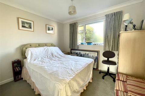 3 bedroom bungalow for sale - Fullerton Road, Lymington, Hampshire, SO41