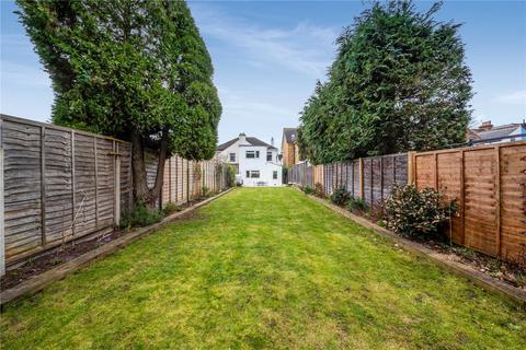 10 Beddington Grove, Wallington, SM6 8LH