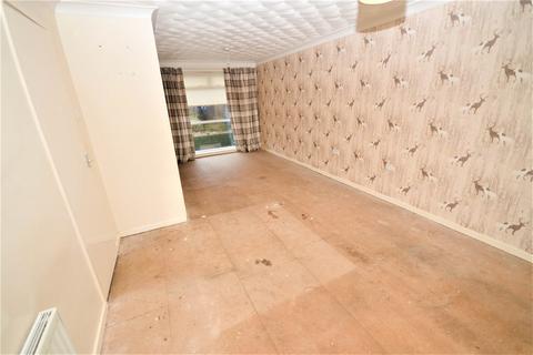 8 Heron Drive, South Shields, NE33 1LN