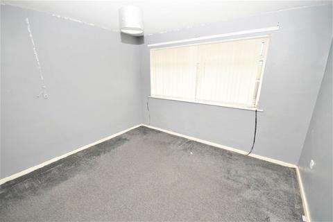 8 Heron Drive, South Shields, NE33 1LN