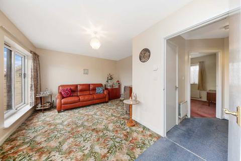 83 Walnut Road, London, E10 5TR