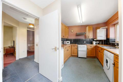 83 Walnut Road, London, E10 5TR