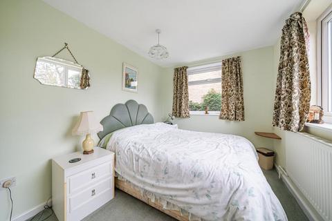 3 bedroom detached bungalow for sale - Shabbington,  Oxon/Bucks Border,  HP18
