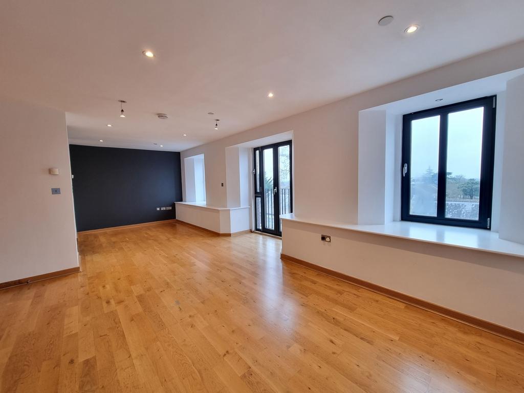 Blenheim Mews, Shenley, WD7 2 bed apartment to rent £1,850 pcm (£427 pw)