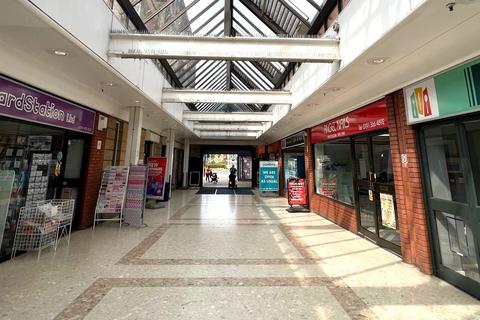Workshop & retail space to rent, Denmark Centre, South Shields NE33