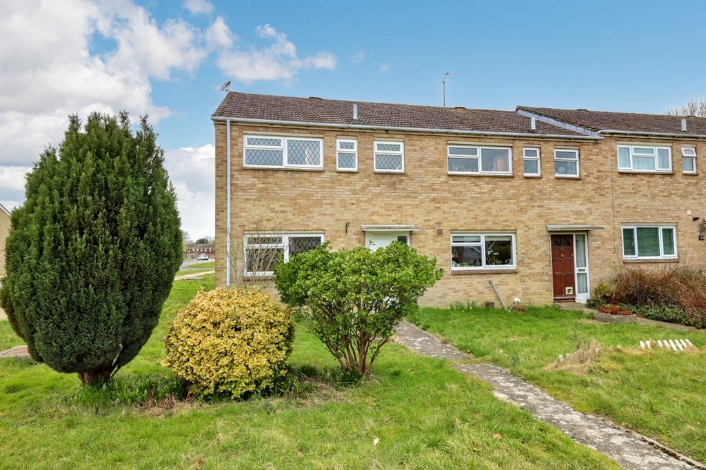 Maple Drive, Burgess Hill, RH15 3 bed end of terrace house for sale £