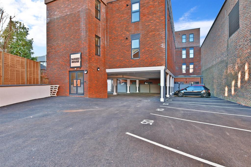 External Driveway Parking