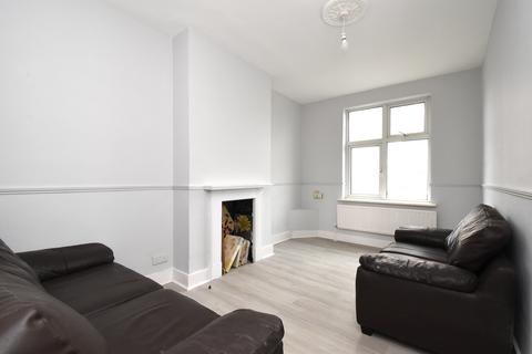 1 bedroom apartment to rent, Croydon Road Beckenham BR3