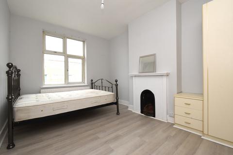 1 bedroom apartment to rent, Croydon Road Beckenham BR3