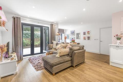 1, Wagtail Court, 34 Pipit Drive, London, SW15 3BF