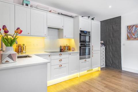 1, Wagtail Court, 34 Pipit Drive, London, SW15 3BF