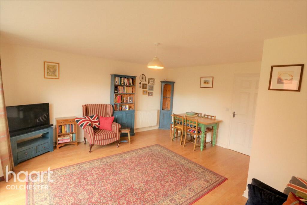 Berechurch Hall Road, Colchester 3 bed terraced house for sale £300,000