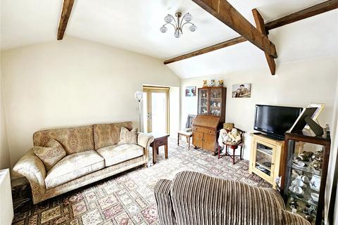 2 bedroom bungalow for sale, Torrington, Devon