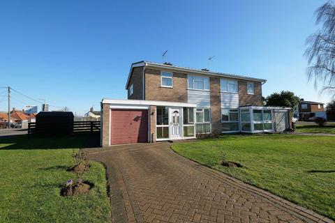 1 Chapel Close, Capel St Mary, Ipswich, IP9 2ES
