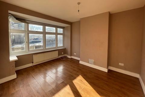 85 Benets Road, Hornchurch, RM11 3PT
