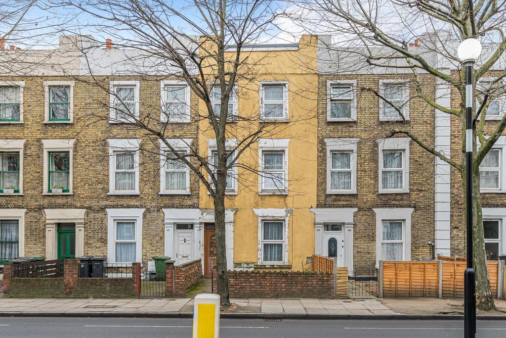 Sunderland Road, Forest Hill 4 bed terraced house £725,000