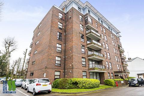 2 bedroom flat for sale, London House, Canons Corner, Edgware, Greater London. HA8 8AX