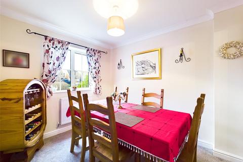 8 Arkendale Drive, Hardwicke, Gloucester, GL2 4JA