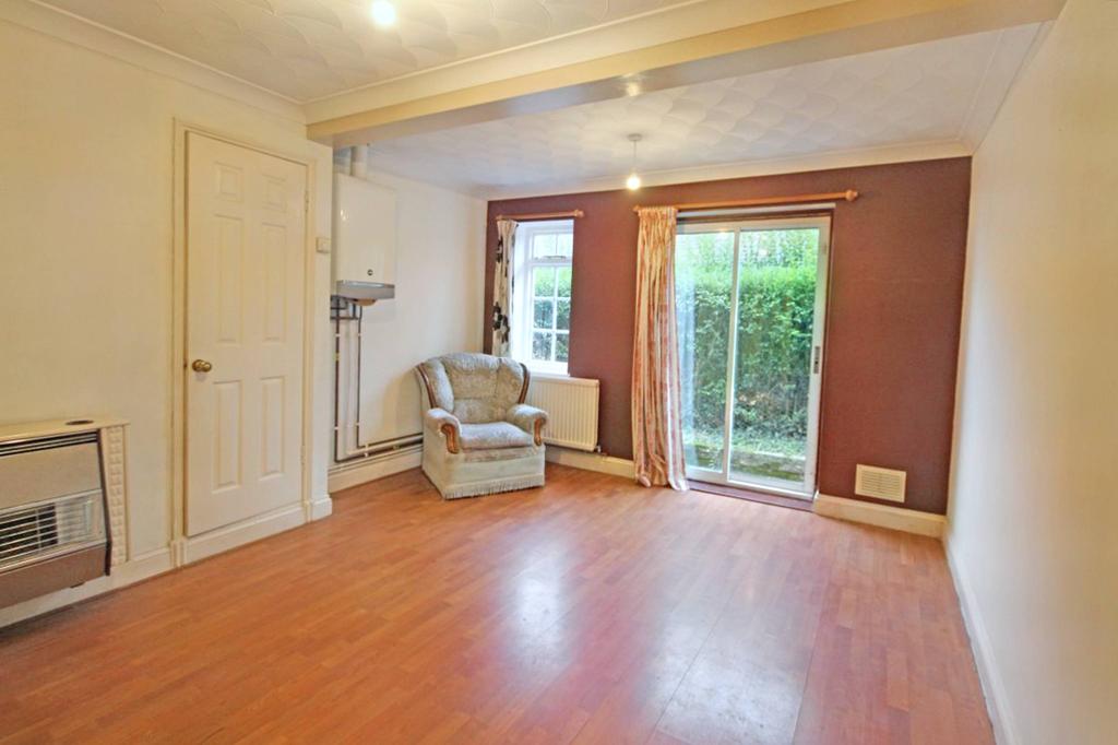 Crowland Road, Haverhill CB9 3 bed detached bungalow £1,050 pcm (£242 pw)