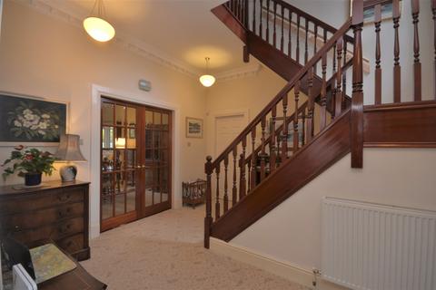5 bedroom detached house for sale - Queens Point, Shandon, Rhu, G84 8QZ