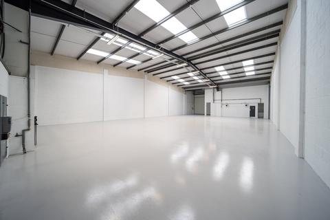 Warehouse to rent, Unit A14 Railway Triangle, Walton Road, Portsmouth, PO6 1TN