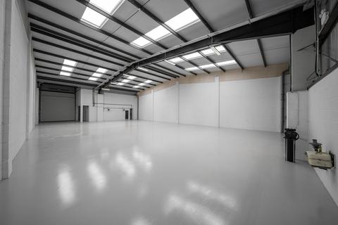 Warehouse to rent, Unit A14 Railway Triangle, Walton Road, Portsmouth, PO6 1TN