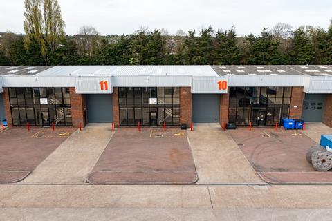 Warehouse to rent, Unit A10 Railway Triangle, Walton Road, Portsmouth, PO6 1TN