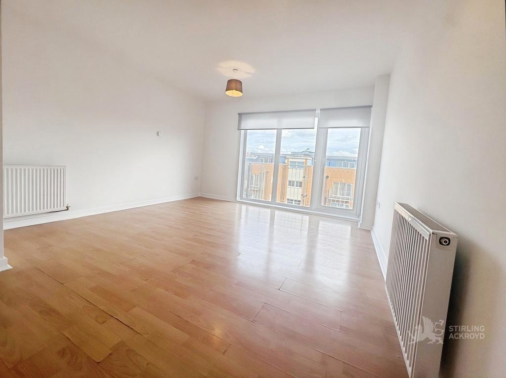 Apartment in Croydon - View 2