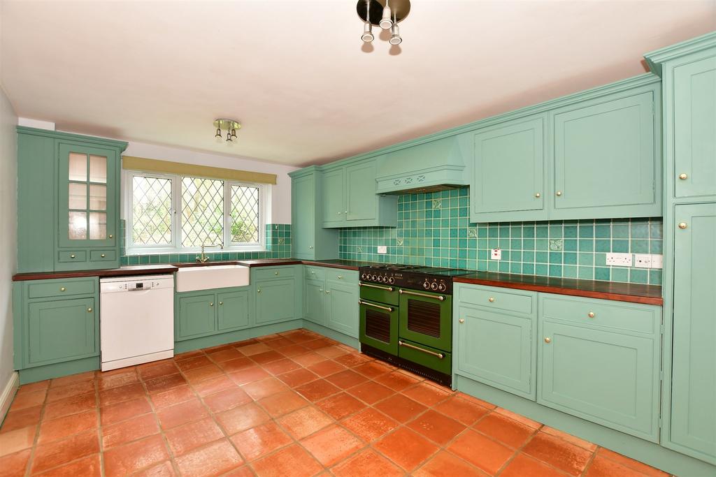 Old Rectory Close, Mersham, Ashford, Kent 5 bed detached house for sale