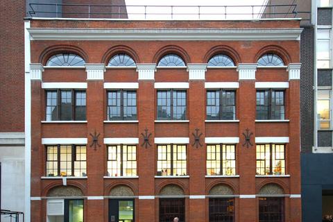 Office to rent, The Townhouse Building, Johnson Gardens, 5 St Cross Street, Farringdon, EC1N 8UB