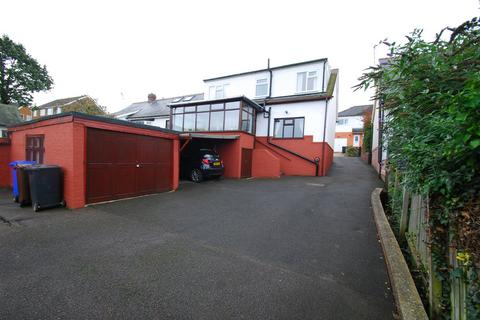31 Cross Lane, Stocksbridge, Sheffield, S36 1AY