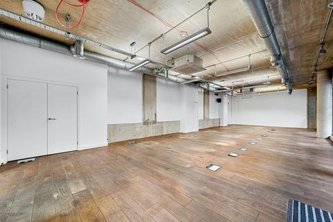 Office to rent - 314 Goswell Road, Clerkenwell, EC1V 7AF