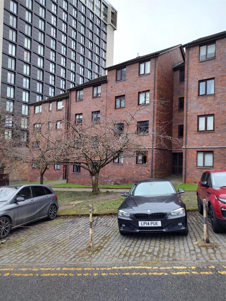 Hanover Court, North Frederick Path, GLASGOW, G1 1 bed flat £950 pcm