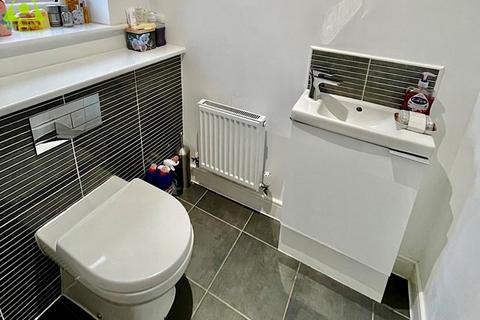 2 bedroom semi-detached house for sale, Brandlehow Drive, Middleton M24 *CHAIN FREE*