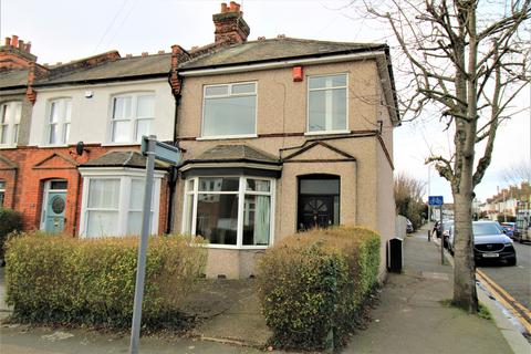 23 Garbutt Road, Upminster, RM14 2XA