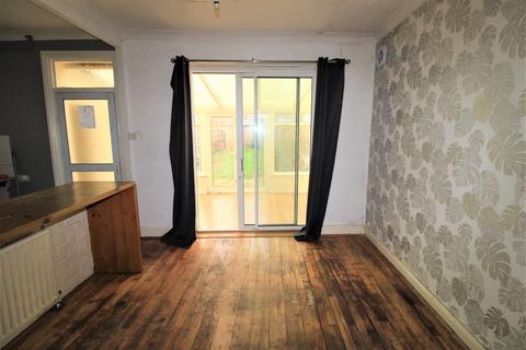 23 Garbutt Road, Upminster, RM14 2XA