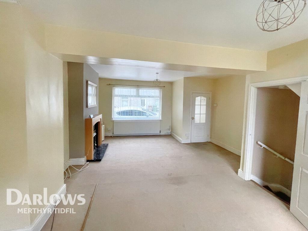 Charles Street, Abertysswg 3 bed terraced house for sale £90,000