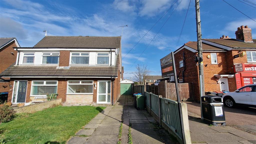 Crook Lane, Winsford 3 bed semi-detached house - £750 pcm (£173 pw)