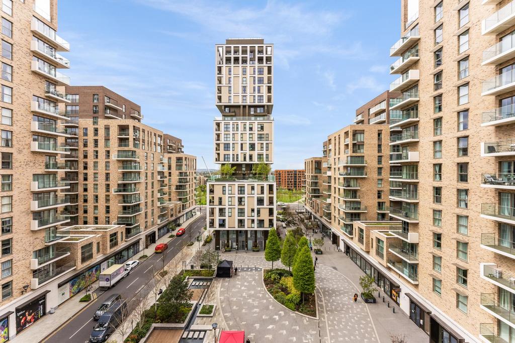 Quill House, Kidbrooke Village... Studio £1,699 pcm (£392 pw)