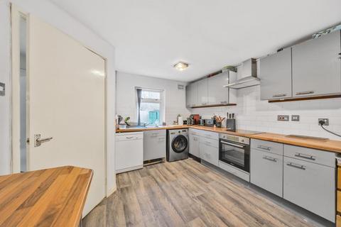 57 Holbein Close, Grange Park, Swindon, SN5 6DN