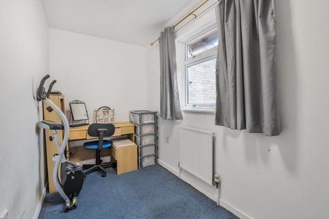 57 Holbein Close, Grange Park, Swindon, SN5 6DN