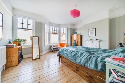 55 Eswyn Road, London, SW17 8TR