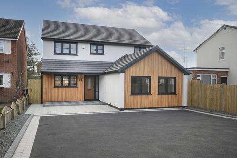 97 Coton Lane, Tamworth, B79 7ST